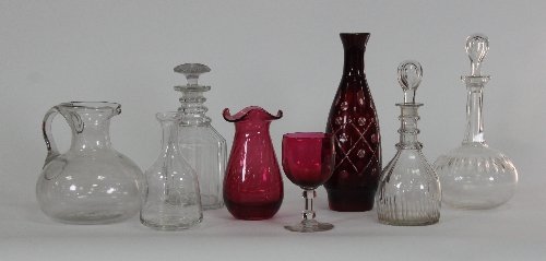 Appraisal: Sundry glass including decanters