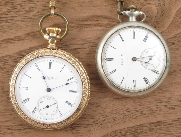 Appraisal: TWO AMERICAN ELGIN OPEN FACE POCKET WATCHES a model size