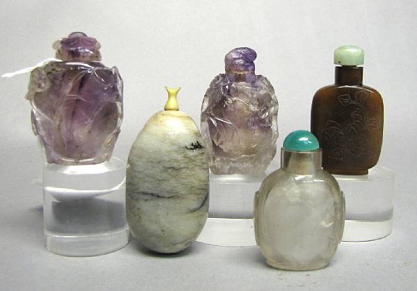 Appraisal: A group of five snuff bottles Including two of amethyst