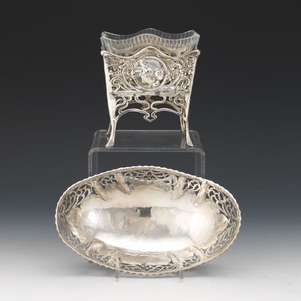 Appraisal: ART NOUVEAU GERMAN SILVER TWO-PIECE VANITY ARTICLES Including a rectangular