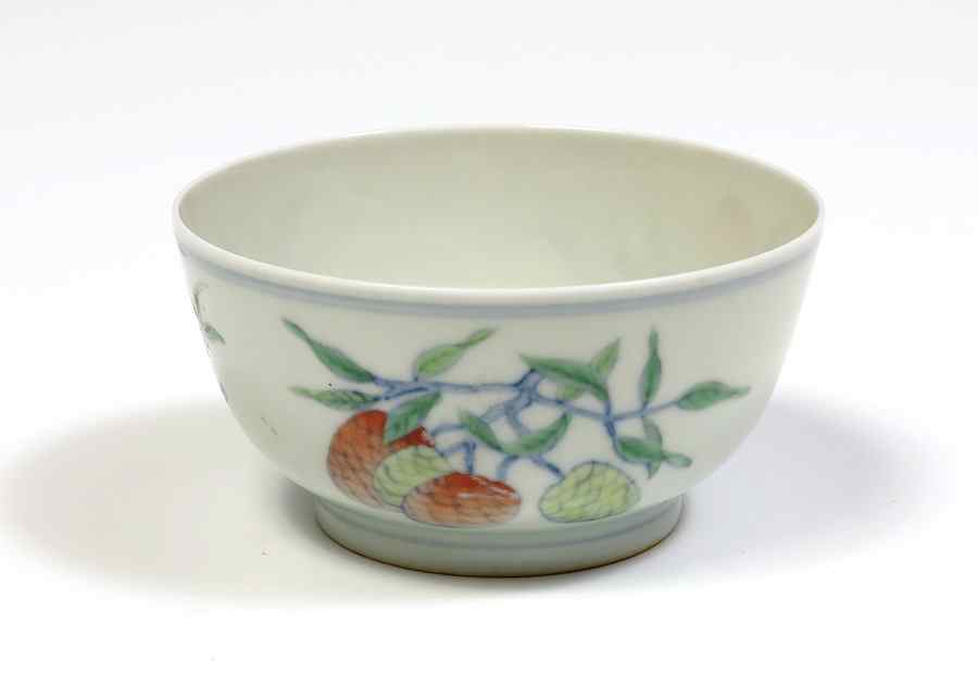 Appraisal: CHINESE PORCELAIN FRUIT DECORATED CUP Semi transparent white decorated with