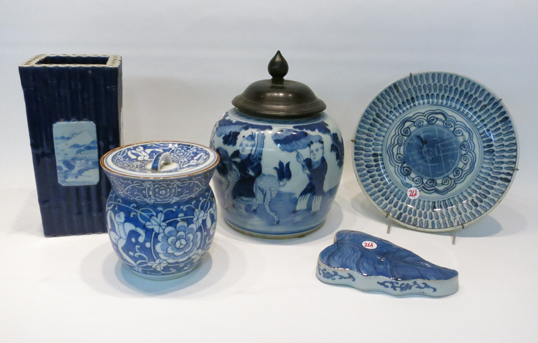 Appraisal: FIVE CHINESE BLUE AND WHITE PORCELAINS leaf wall pocket L