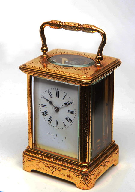 Appraisal: A TH CENTURY FRENCH SMALL SIZE CARRIAGE TIMEPIECE with white