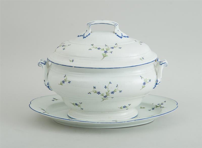 Appraisal: NEIDERVILLE PORCELAIN SOUP TUREEN COVER AND STAND AND SIXTEEN NAST