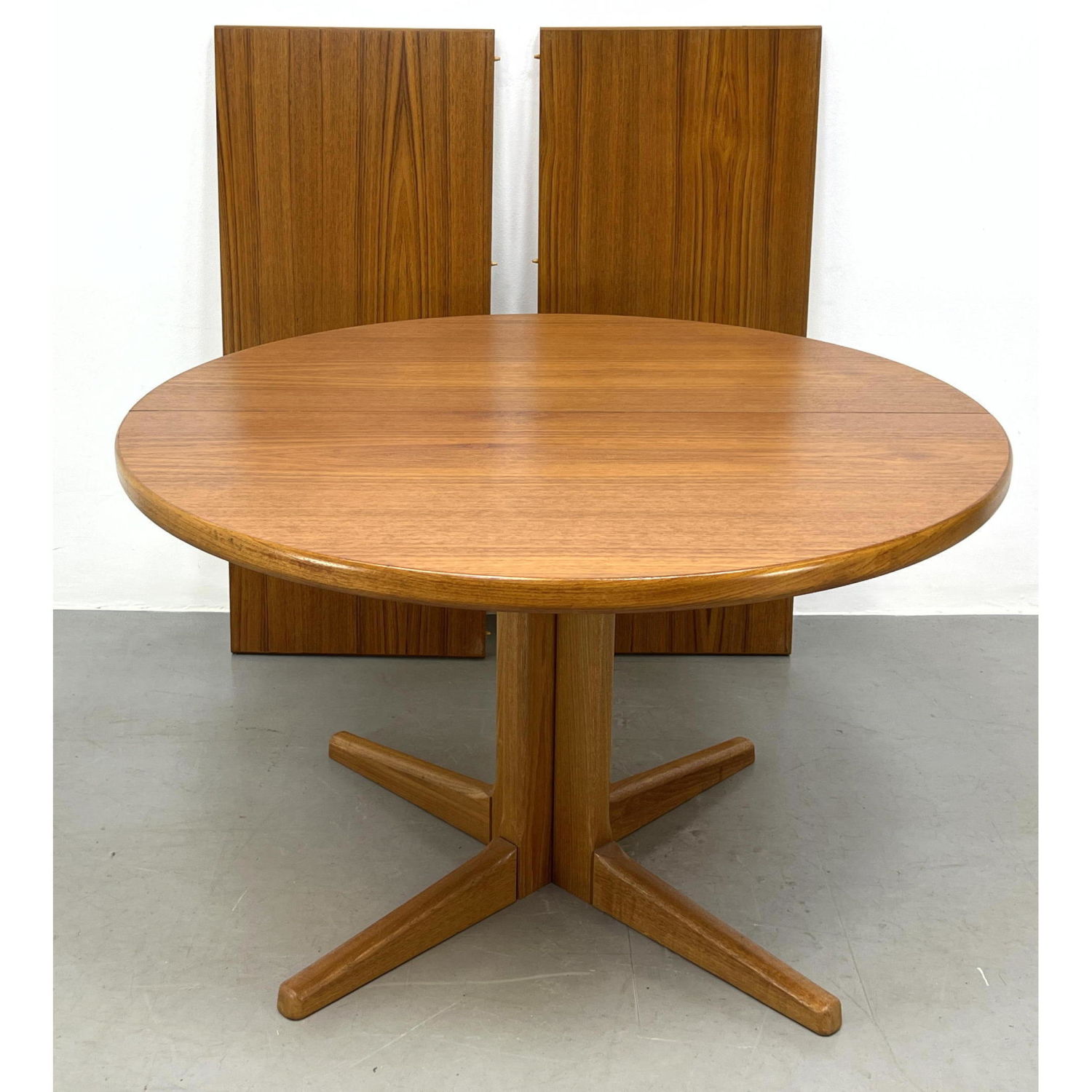 Appraisal: Danish Modern Round Teak Dining Table Includes - inch leaves