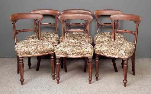 Appraisal: A set of six Victorian mahogany dining chairs with shaped