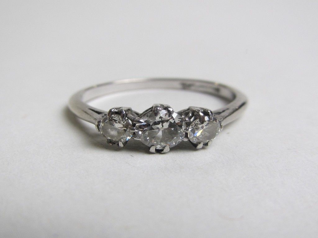 Appraisal: Eighteen carat white gold and platinum diamond three stone ring