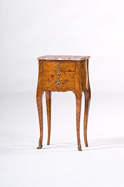 Appraisal: LOUIS XV-STYLE TABLE EN CHIFFONIER French th to th century