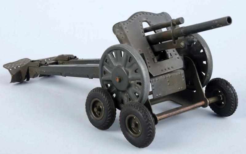 Appraisal: Lineol Light Howitzer with Road Carriage With operating firing mechanism