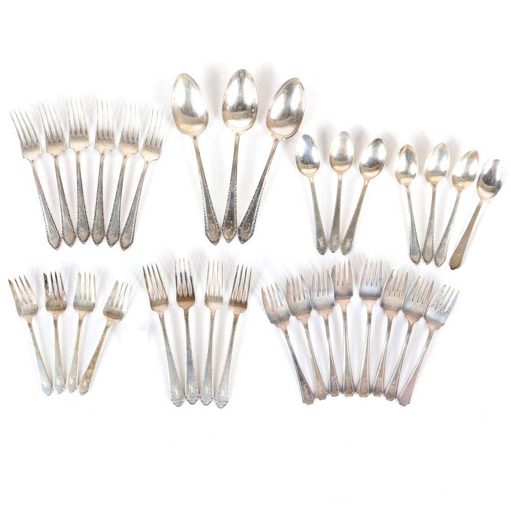 Appraisal: ASSORTED PIECE STERLING SILVER FLATWARE DURGIN FAIRFAX LUNCHEON AND TABLE