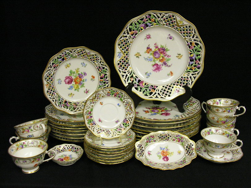 Appraisal: SCHUMANN GERMANY CHATEAU DRESDEN FLOWERS CHINA Some pieces are marked