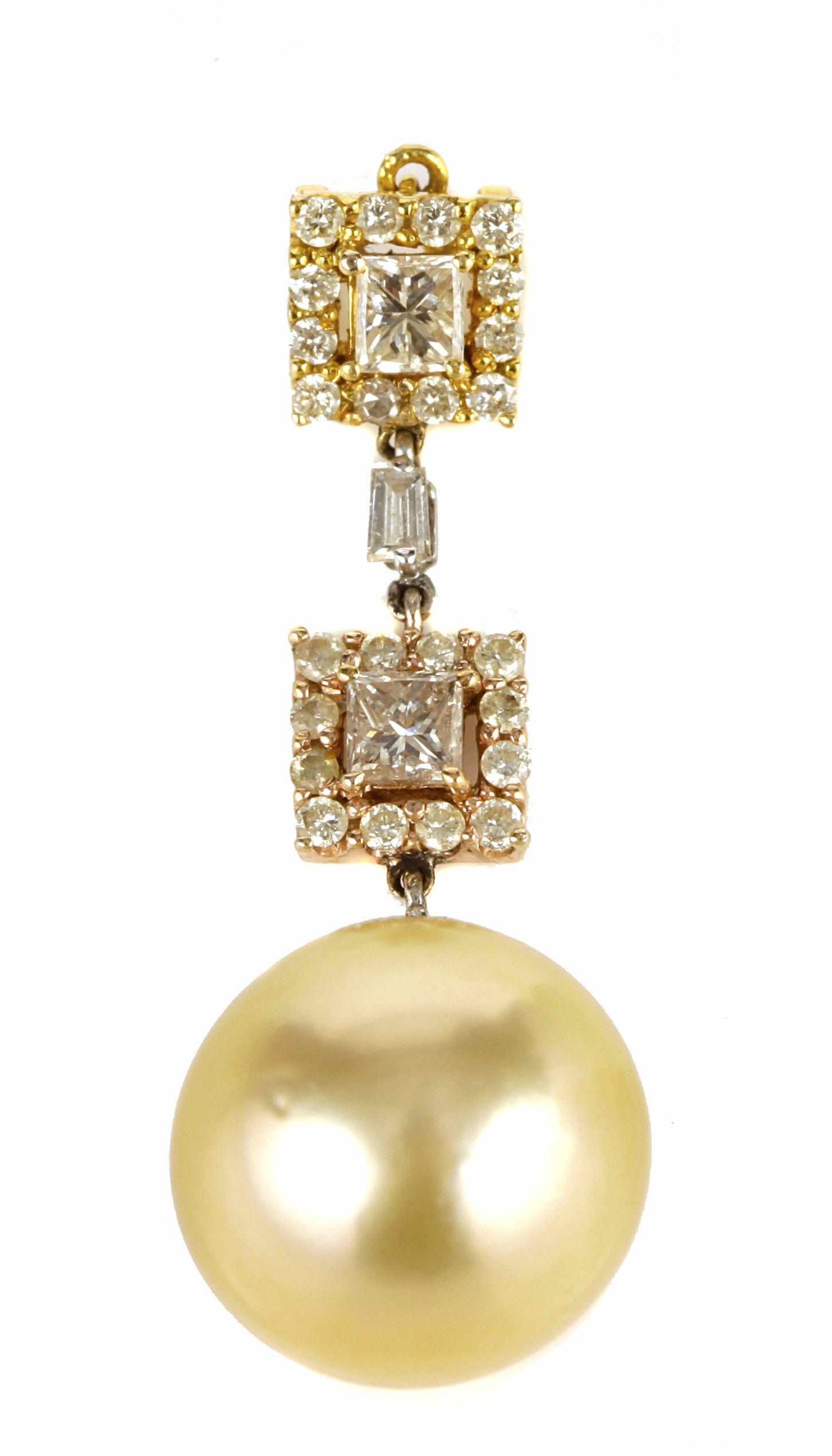 Appraisal: A golden cultured pearl diamond and gold pendant cultured pearl