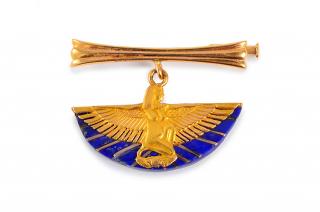 Appraisal: Egyptian Revival Gold Pin Egyptian revival gold pin K yellow