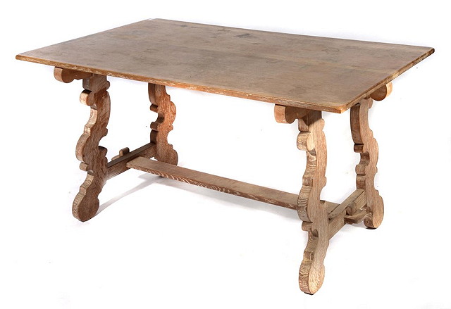 Appraisal: A SCOTTISH ARTS AND CRAFTS TUSCAN STYLE LIMED OAK TABLE