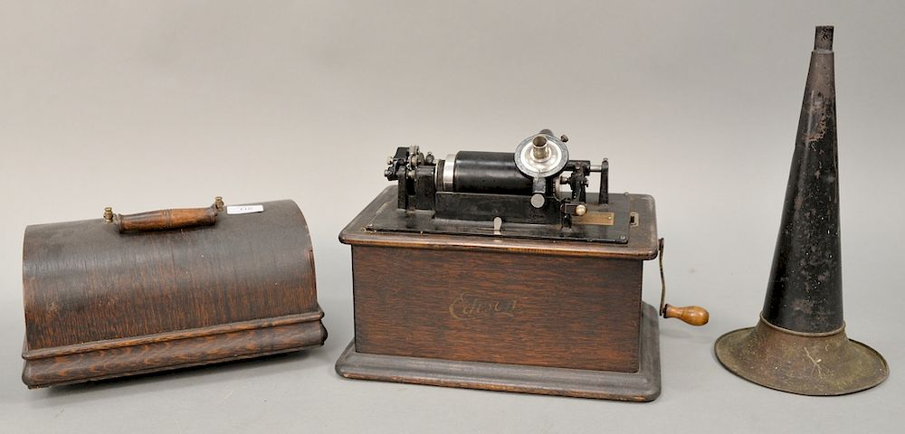 Appraisal: Thomas Edison phonograph model H in oak case with small