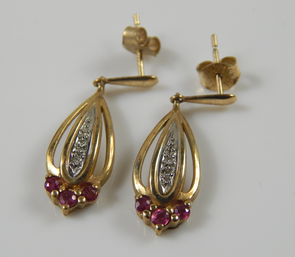 Appraisal: A pair of ct gold drop earrings set with white