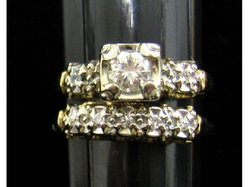 Appraisal: DIAMOND ENGAGEMENT RING WITH MATCHING BAND k yellow gold traditional