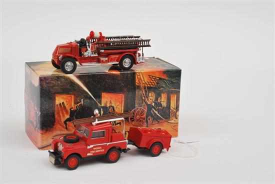 Appraisal: TWO MATCHBOX MODELS OF YESTERYEAR FIRE ENGINE SERIES MODELS INCLUDING