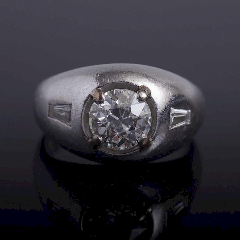 Appraisal: Diamond Platinum Gent's Ring Diamond gent's ring set in irid