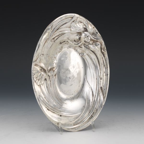 Appraisal: ART NOUVEAU STERLING BON BON TRAY x A delicate sterling