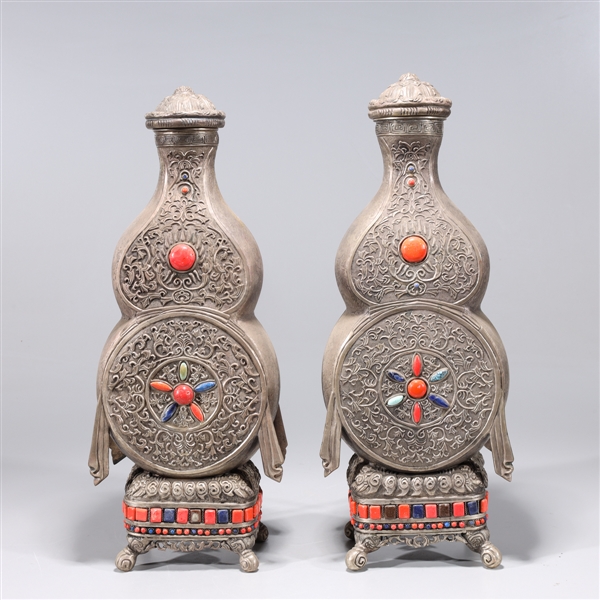 Appraisal: Pair of intricate Chinese brass covered vases with inlaid red