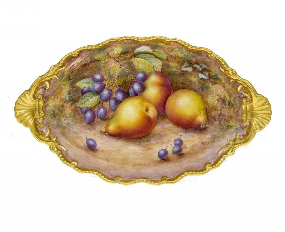 Appraisal: A ROYAL WORCESTER SHAPED OVAL DESSERT DISH painted by Freeman