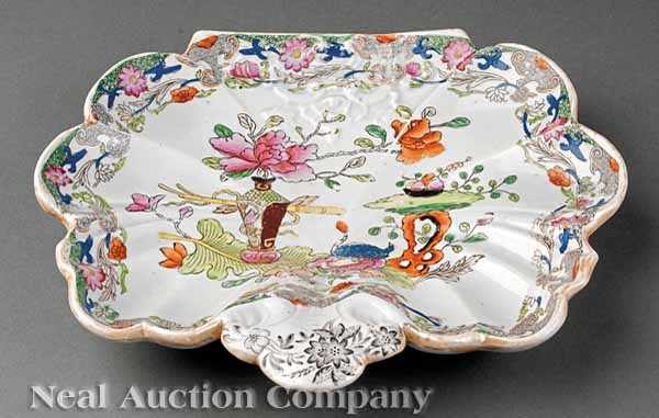 Appraisal: A Mason's Ironstone Table and Flower-pot Pattern Shell-Form Dessert Dish