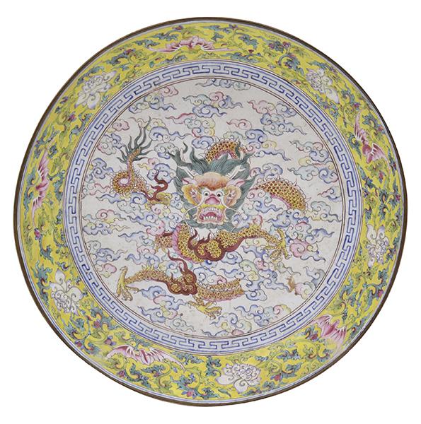 Appraisal: A CHINESE QIANLONG ENAMEL PLATE famille rose in colour decorated