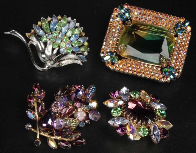 Appraisal: Lot of Antique Costume Jewelry Pieces Description Includes one floral