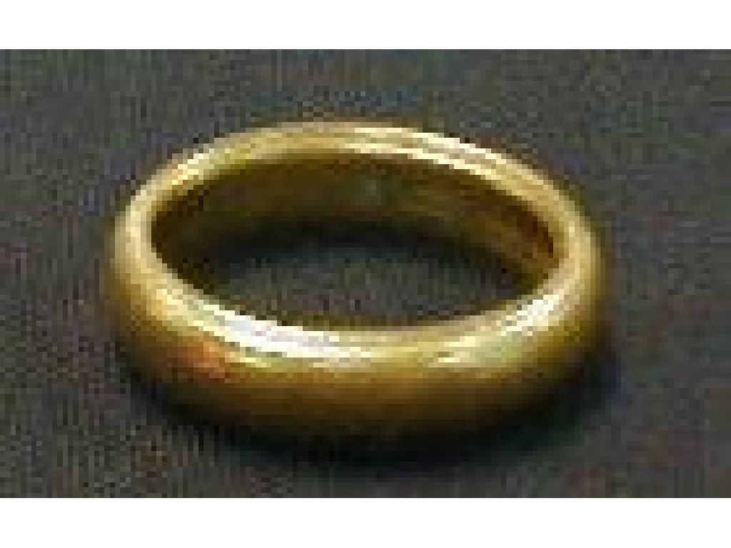 Appraisal: A ct gold wedding band g