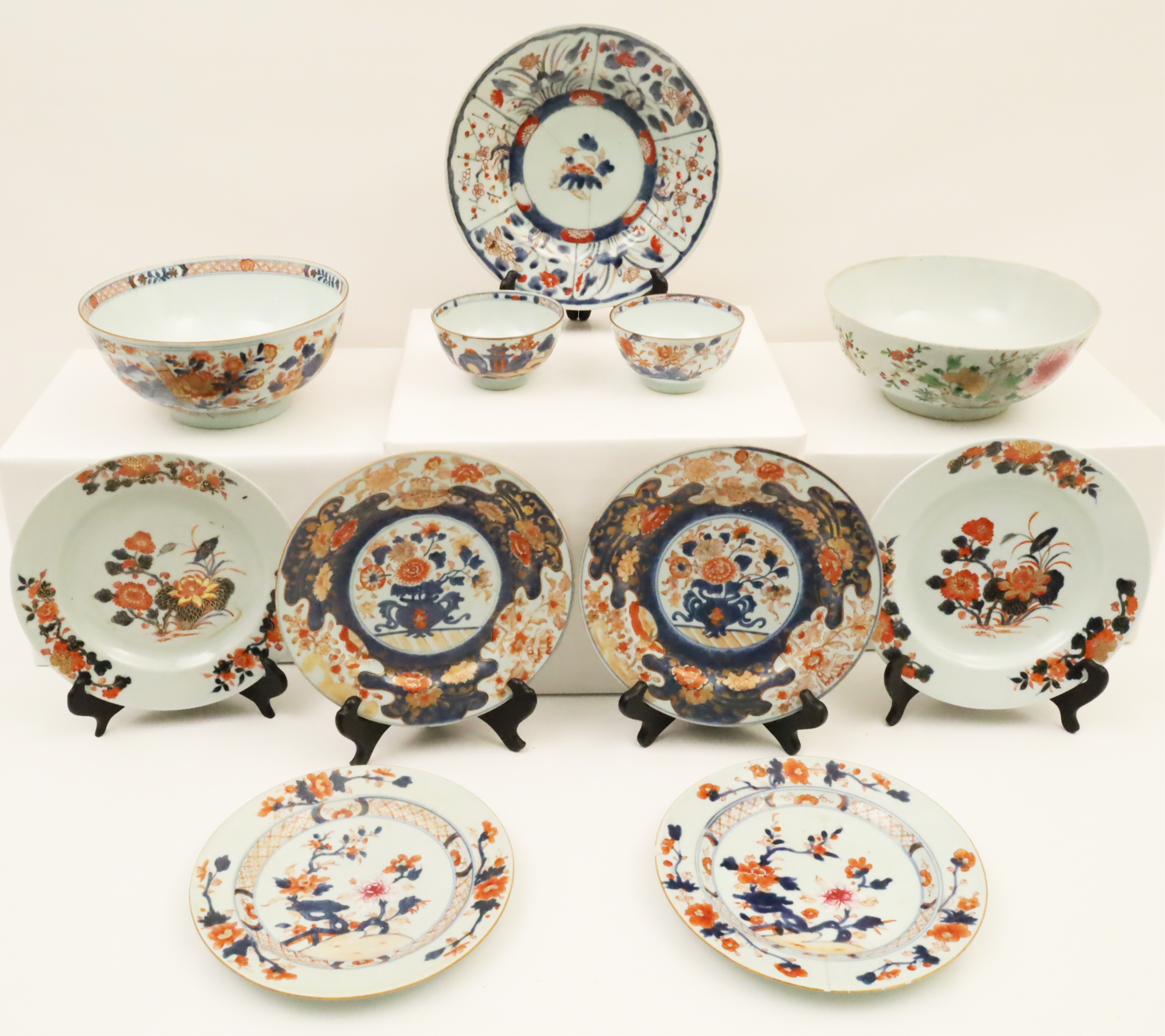 Appraisal: PIECE LOT OF ORIENTAL PORCELAIN Including plates chow bowls and