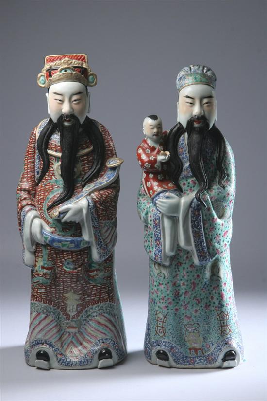 Appraisal: TWO CHINESE FAMILLE ROSE PORCELAIN FIGURES OF MEN Each wearing