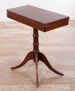 Appraisal: Folding Top Game Table Circa Circa mahogany veneer swivel folding