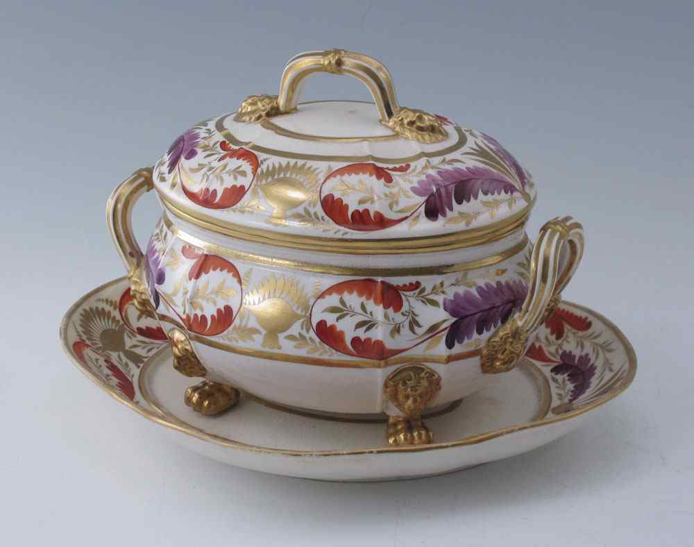 Appraisal: EARLY DERBY PORCELAIN SAUCE TUREEN Ca - Parcel gilt and