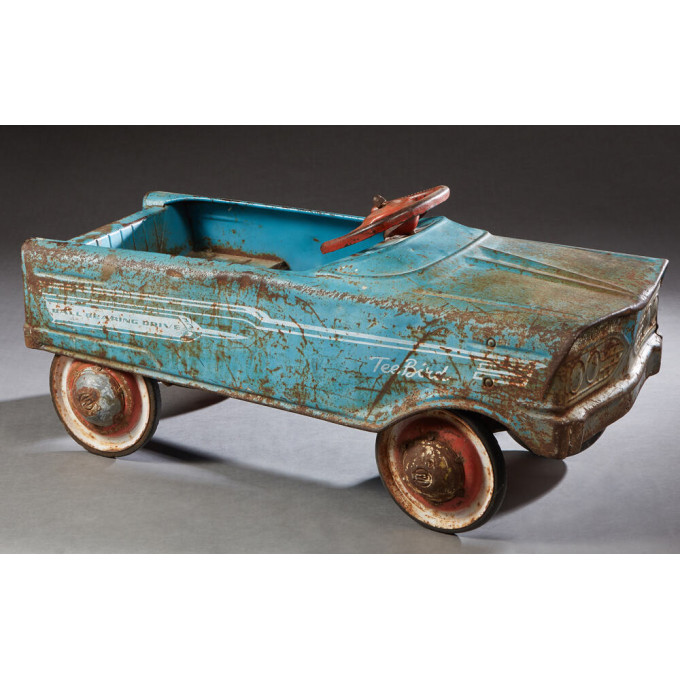 Appraisal: Murray Tee Bird Pedal Car c in original blue paint