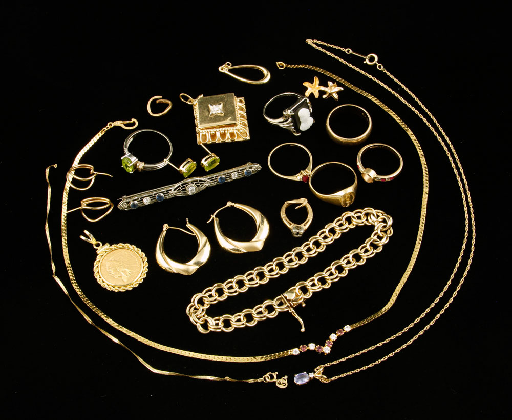 Appraisal: - Lot of K and K Gold Jewelry Miscellaneous lot