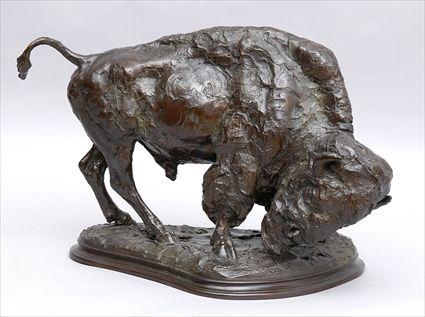 Appraisal: TIM SHINABARGER b BRONZE FIGURE OF A GRAZING BUFFALO Signed