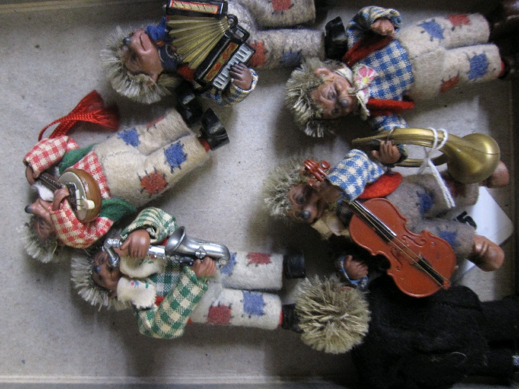 Appraisal: Lot comprising six Steiff Mecki hedgehog musician figures