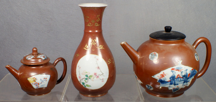 Appraisal: Chinese export porcelain Batavia ware pcs to include vase w