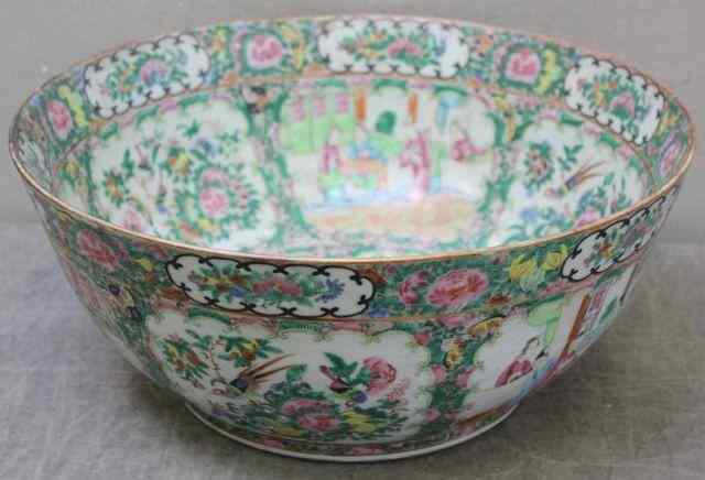 Appraisal: Chinese Famille Verte Export Bowl On a wood base From