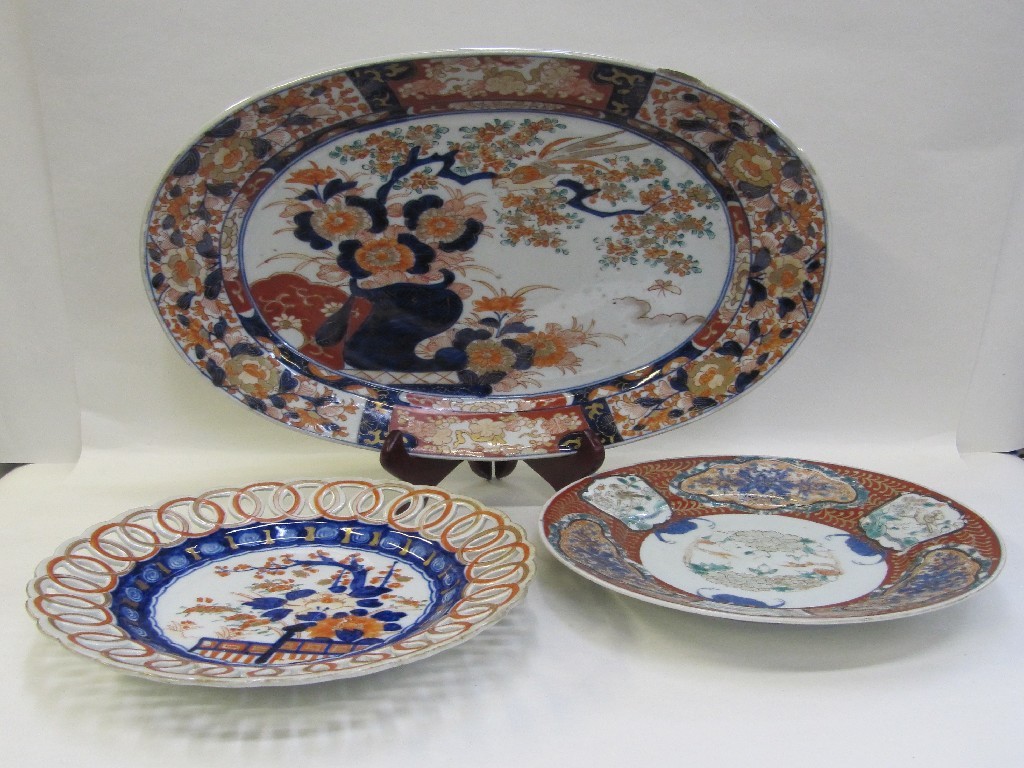 Appraisal: Chinese Imari oval platter and two Imari dishes one with