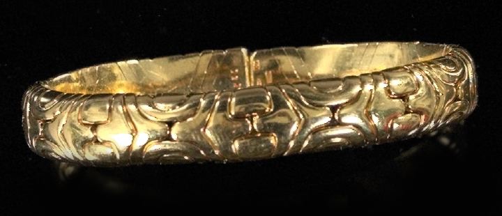 Appraisal: Eighteen-Karat Yellow Gold Bulgari Bracelet mm width composed of interlocking