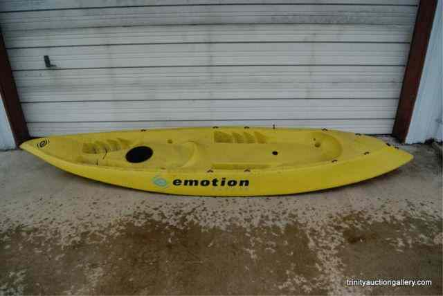 Appraisal: Emotion - CoMotion ' KayakIt is a used Kayak with