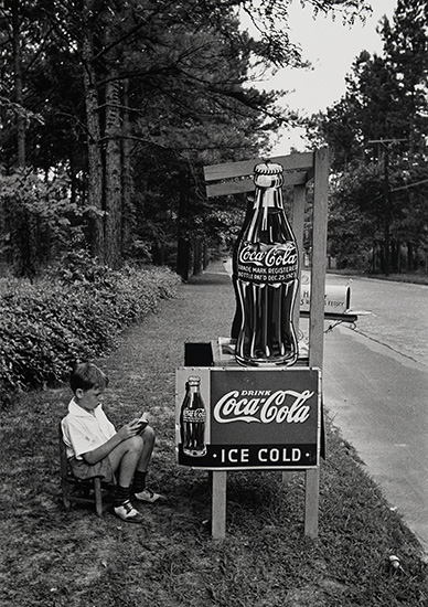 Appraisal: EISENSTAEDT ALFRED - Little Boy Selling Coca-Cola at Roadside Atlanta