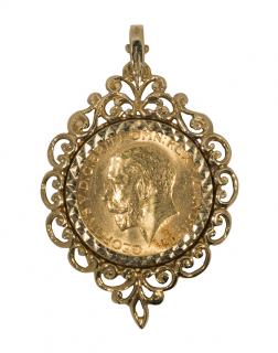 Appraisal: Gold sovereign coin and k yellow gold pendant Gold sovereign