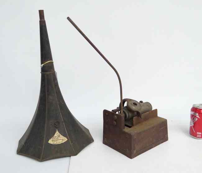 Appraisal: Early Edison Gem phonograph with '' horn