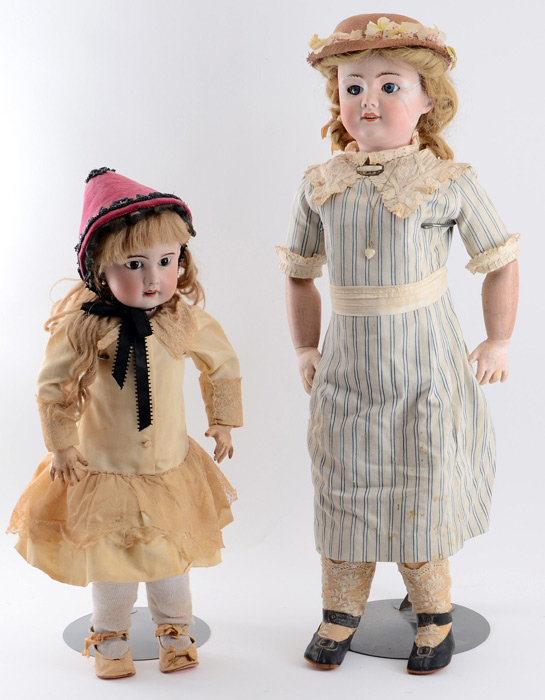 Appraisal: TWO ANTIQUE FRENCH SFBJ DOLLS Well suited to be used