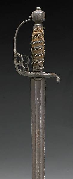 Appraisal: An officer's back swordpossibly English late th century Straight inch