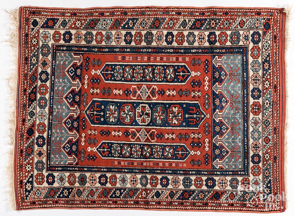 Appraisal: Contemporary oriental carpet Contemporary oriental carpet ' x ' Condition