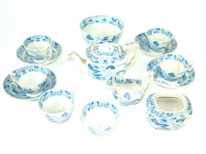 Appraisal: Stone China blue and white tea set of small proportion